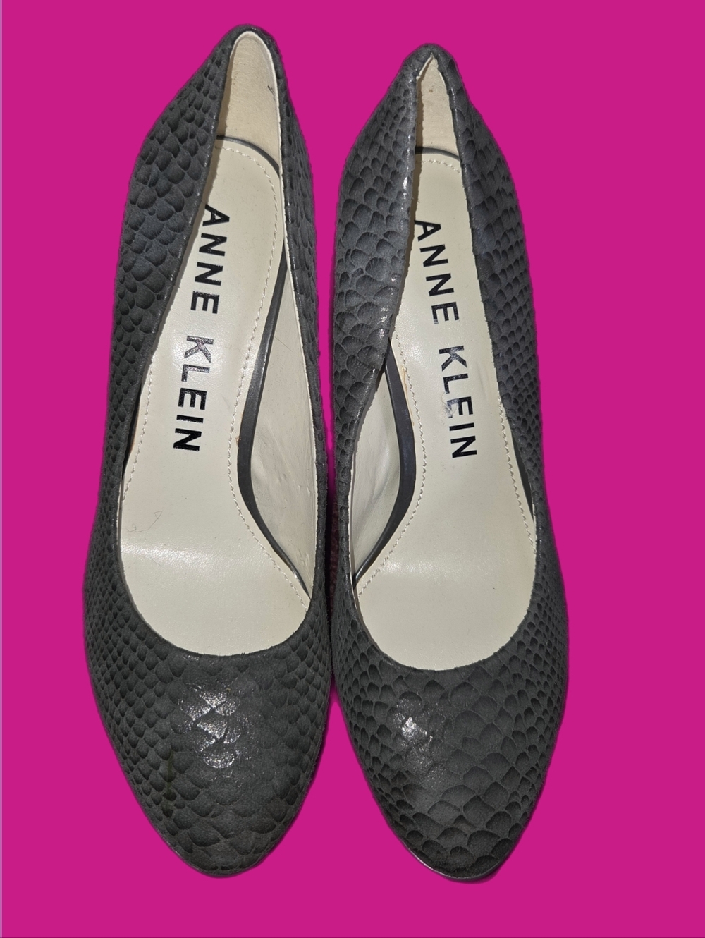 Anne Klein Lolana Gray Leather Snakeskin Print Pointed Pumps - Picture 5 of 5